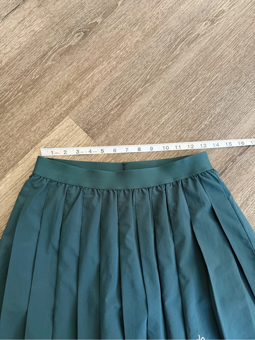 ALO Yoga Teal Green Pleated Skort